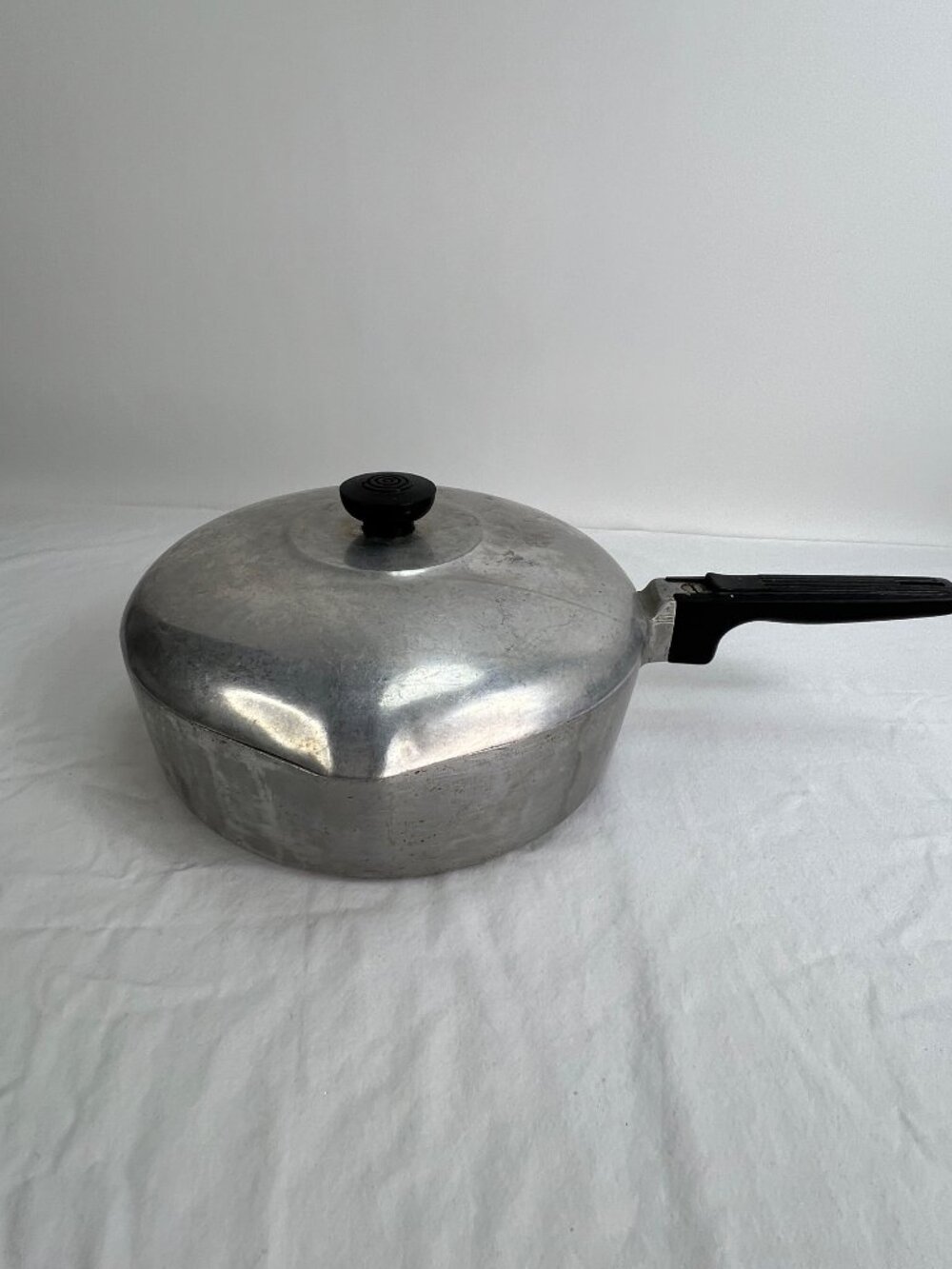VTG Wagner Ware Magnalite 10-Inch Aluminum Fryer With Lid 4569-P